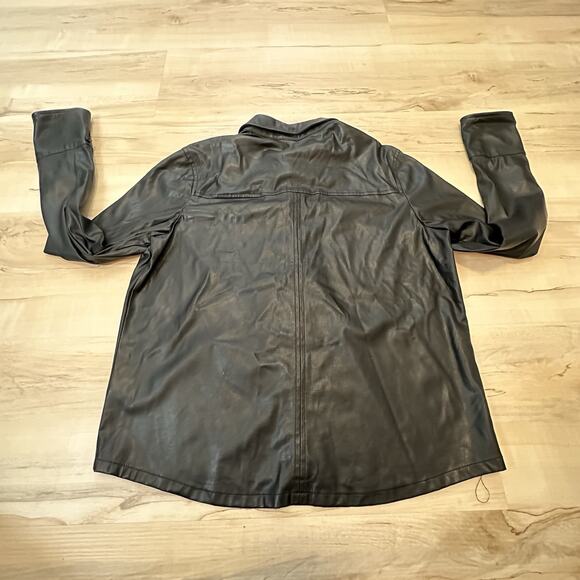Habitual Taylor Women M Blouse Cropped Faux-Leather Button Front Shirt Black - Picture 5 of 11